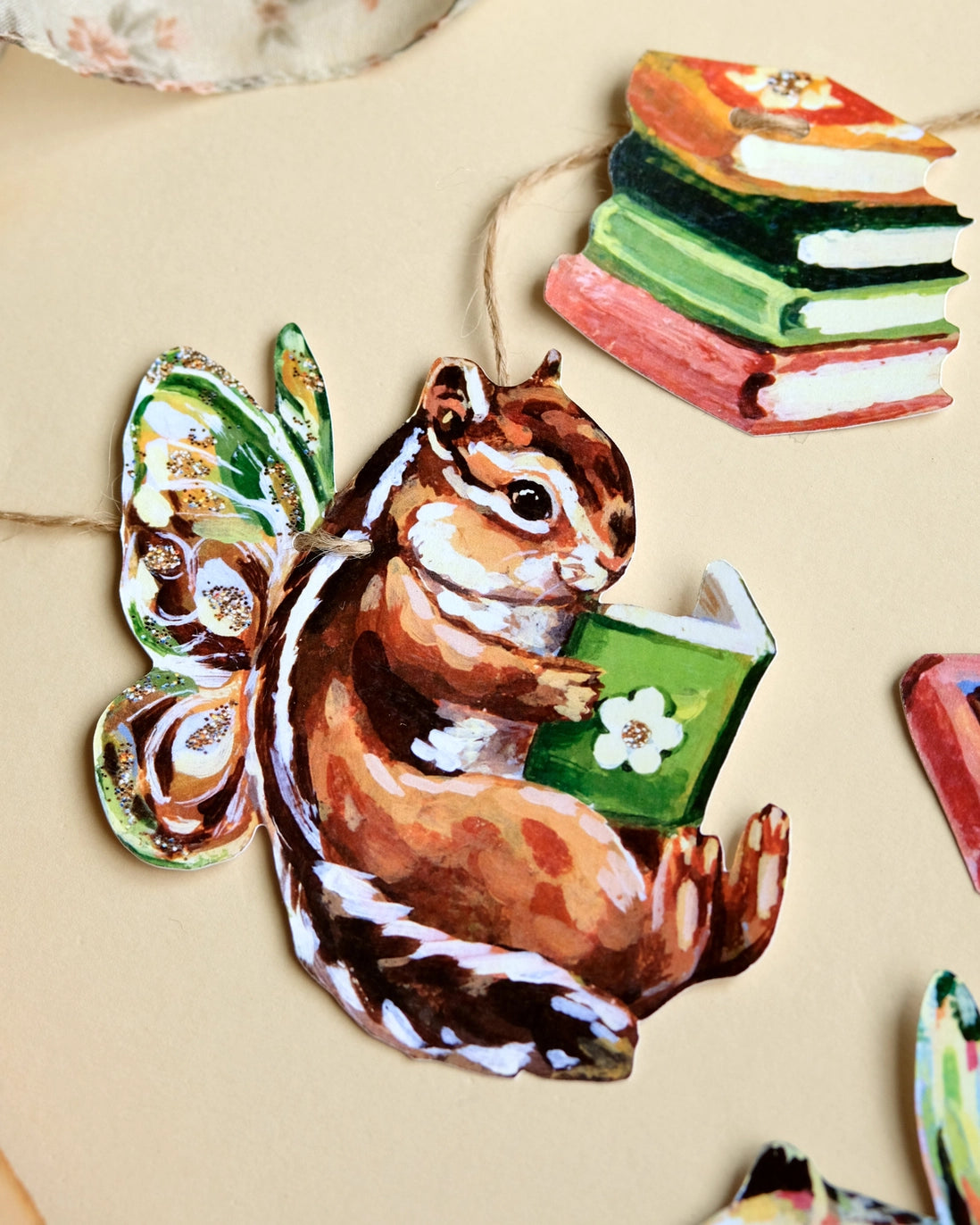 Animals Reading Books Paper Garland | DIY Garland Kit