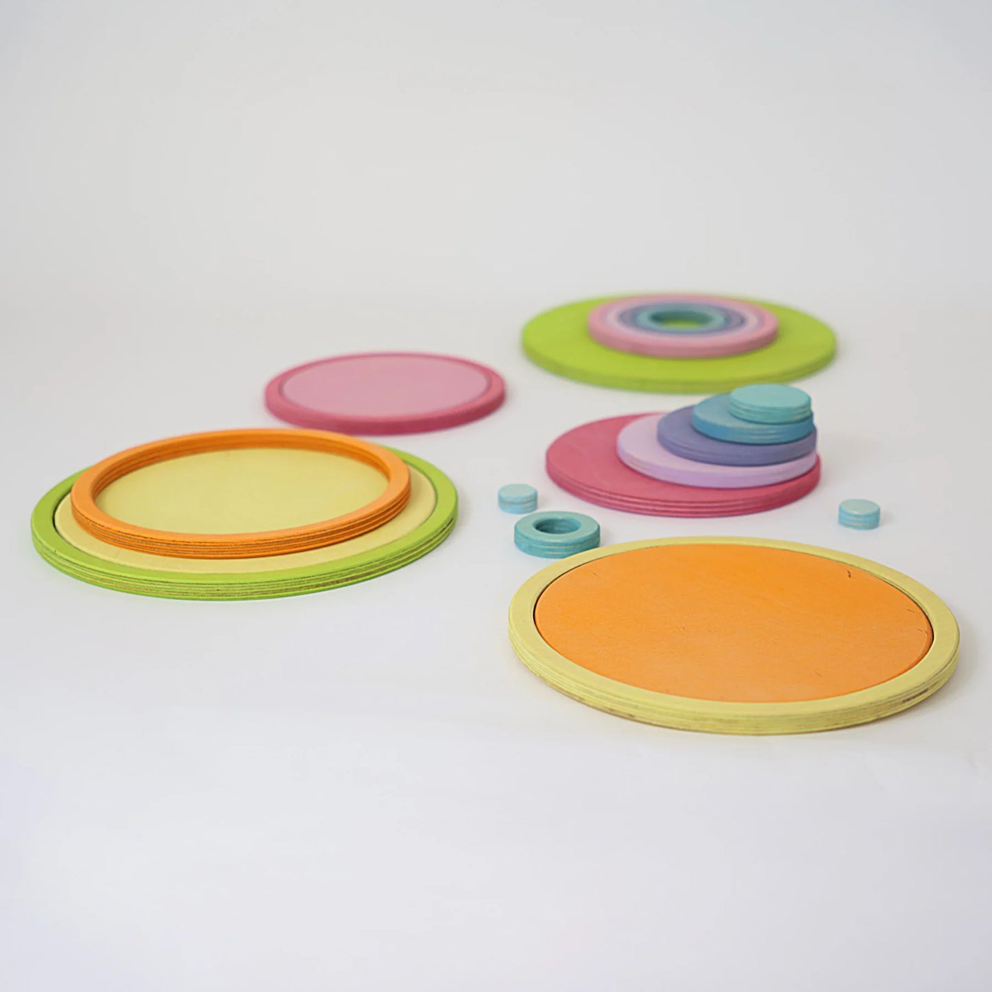 Grimm's Concentric Circles and Rings PASTEL