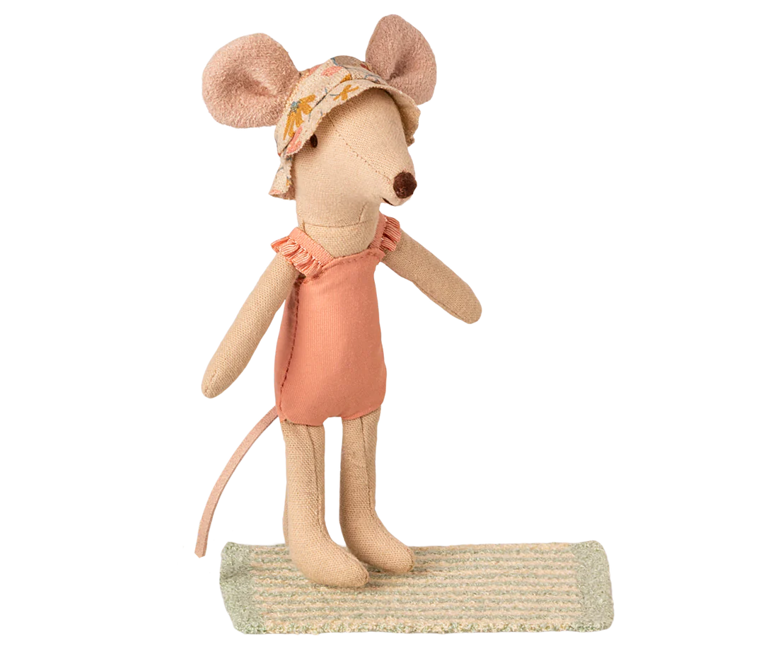 Maileg Beach set for big sister mouse