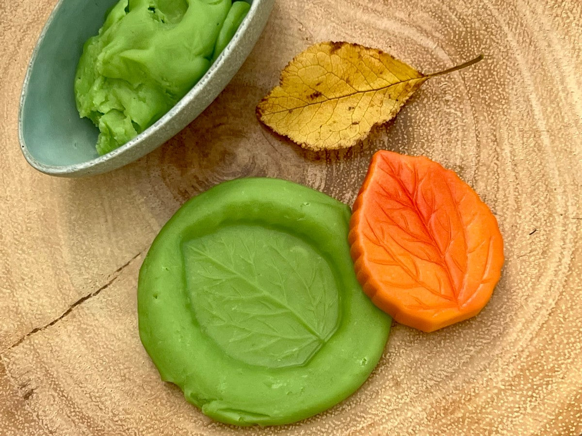 Leaves – Sensory Play Stones
