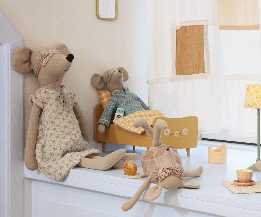 Medium mouse in Pyjamas