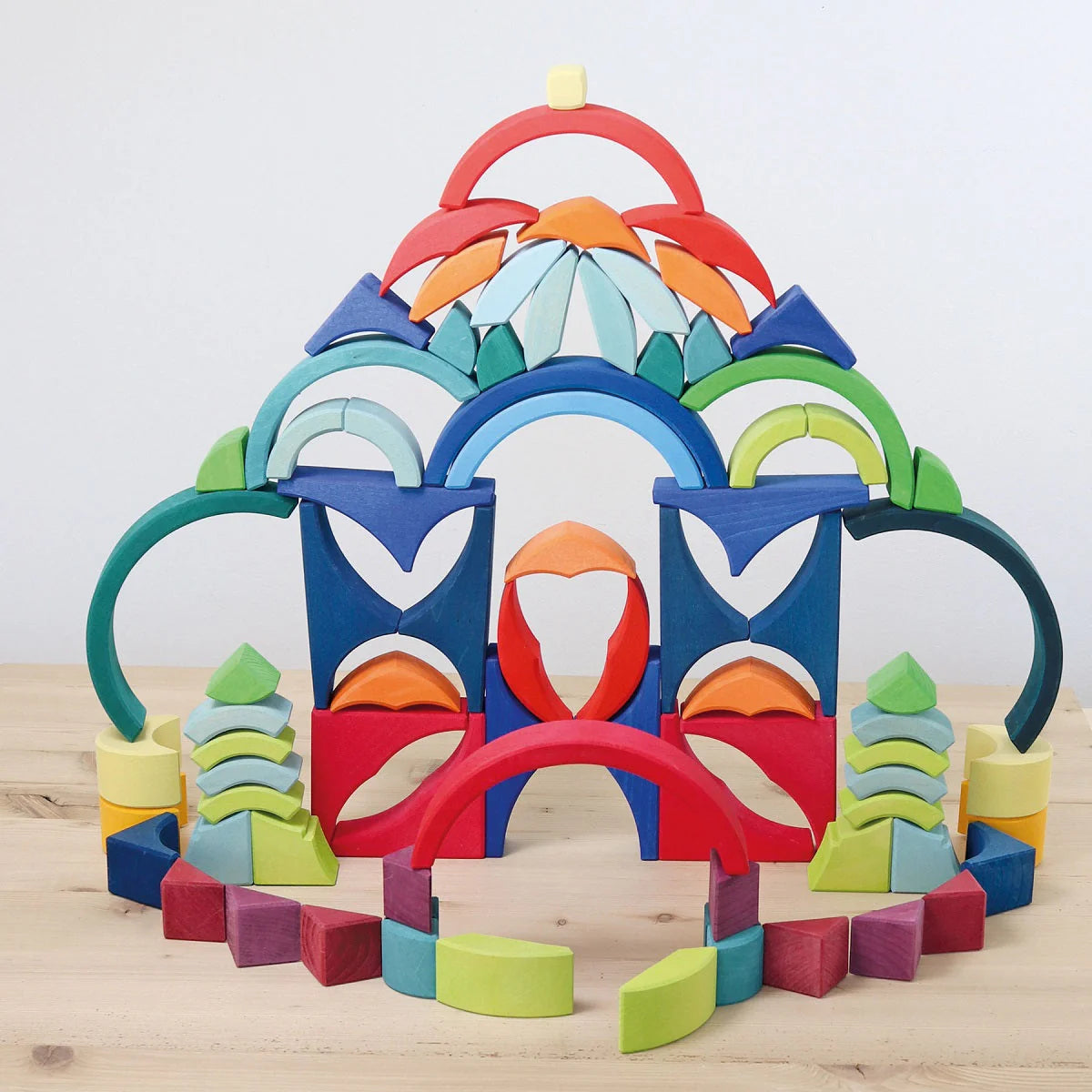 Grimm's Building Set Arcs in Square