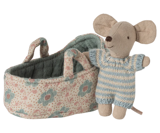 Maileg Baby mouse in carry cot - Blue