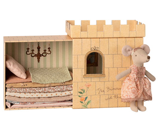 *PRE-SALE* (OCTOBER) Maileg Princess and the pea, Big sister mouse
