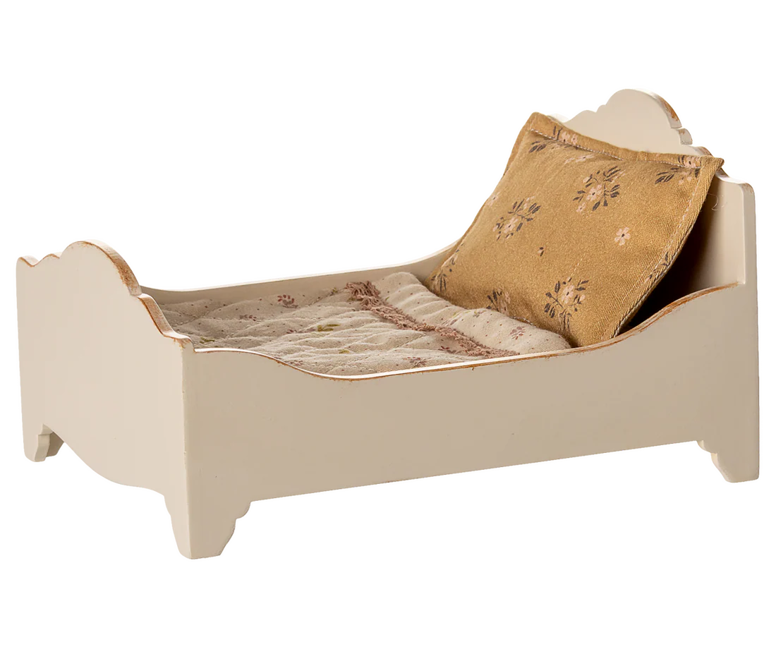 *PRESALE* Maileg Bed, Mouse - Off white