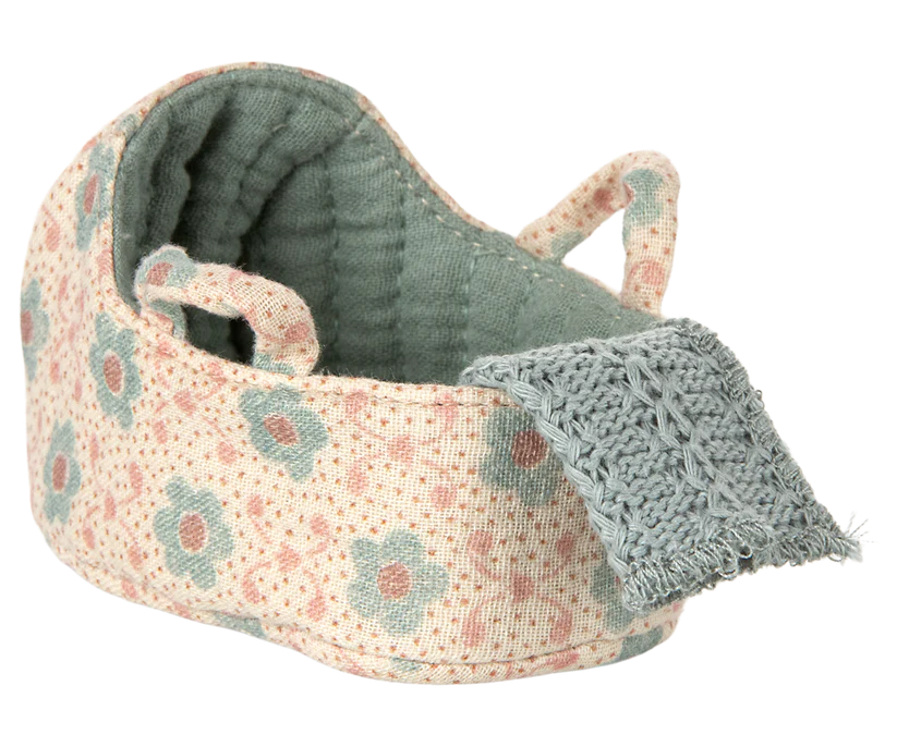 *PRESALE* Maileg Carry cot, Baby mouse - Blue