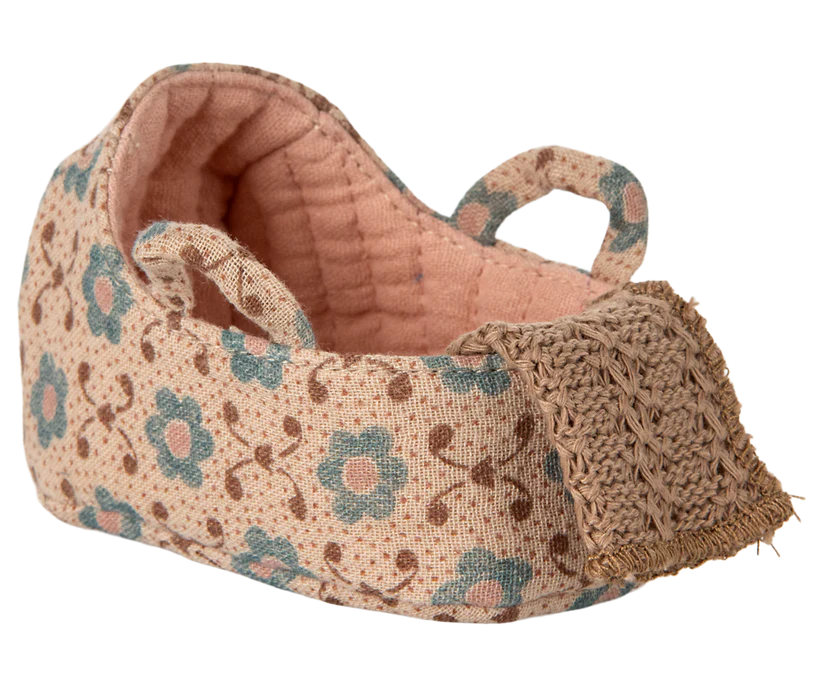 *PRESALE* Maileg Carry cot, Baby mouse - Rose