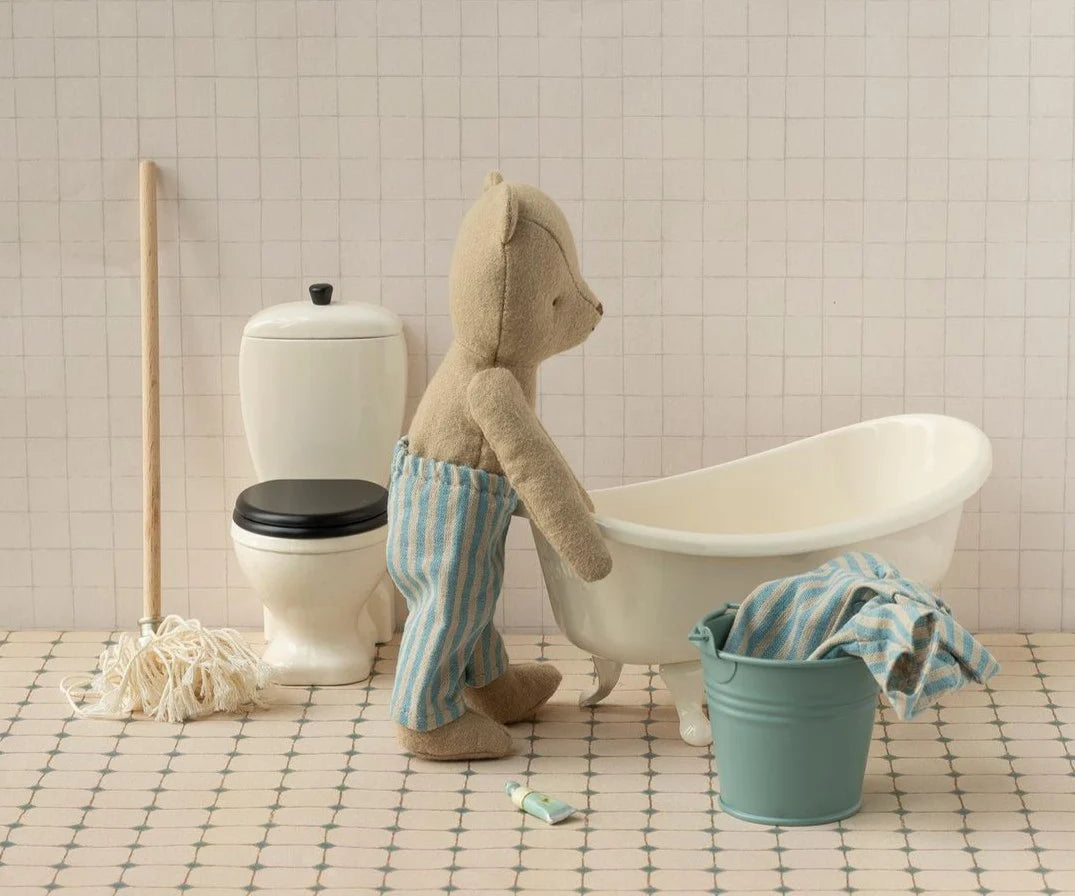 *PRE-SALE* (OCTOBER) Maileg Bucket & mop, Miniature - Light blue (Teddy Size)