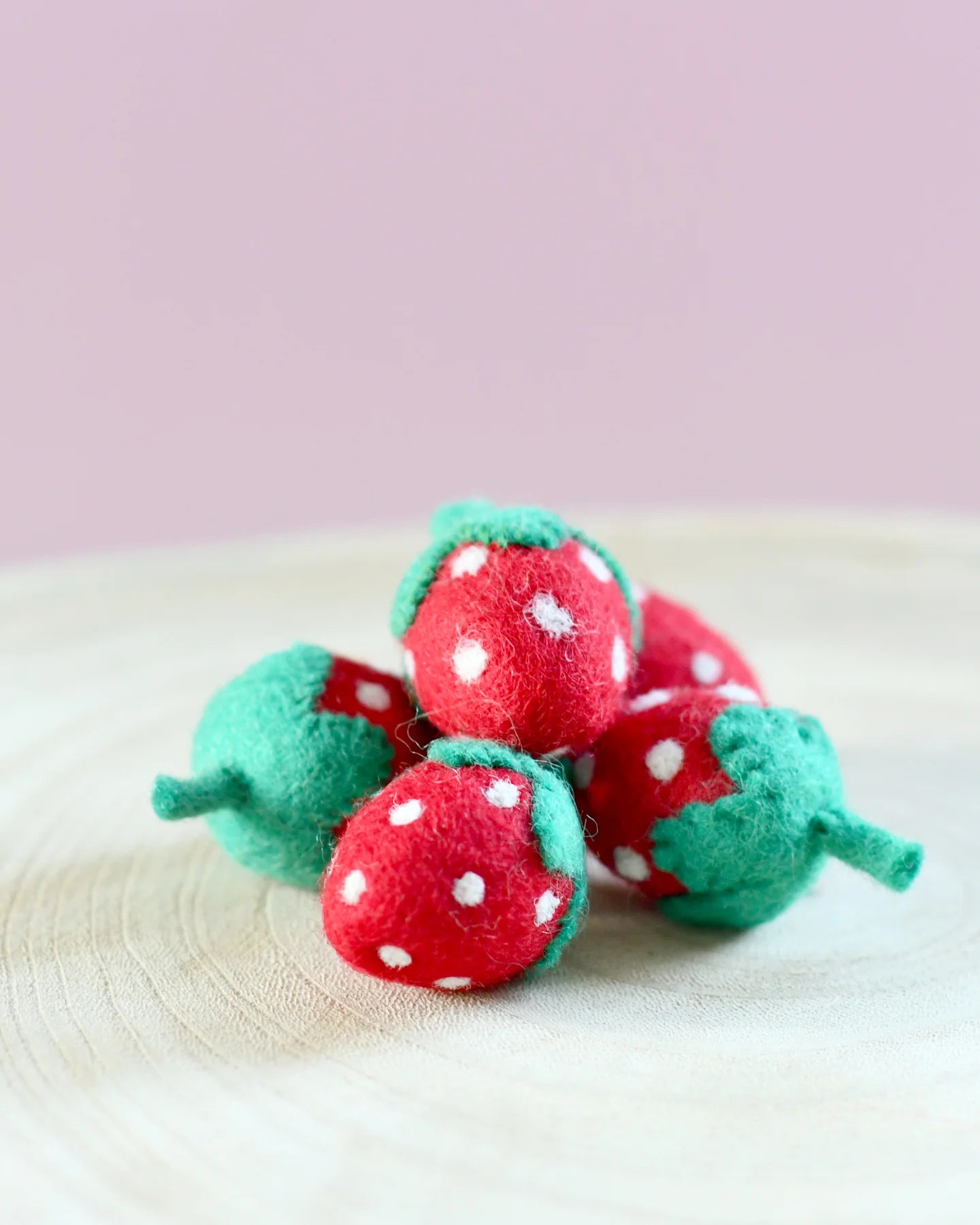 Tara Treasures Loose Parts Play - 5 Felt Strawberries (3cm)