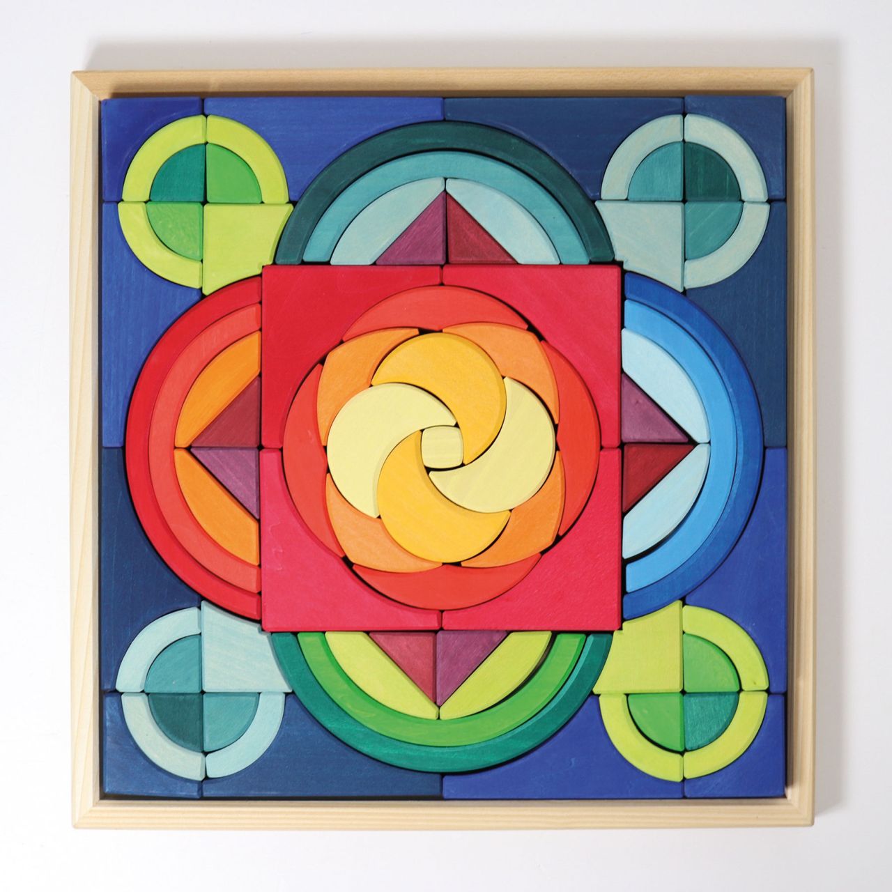 Grimm's Building Set Arcs in Square