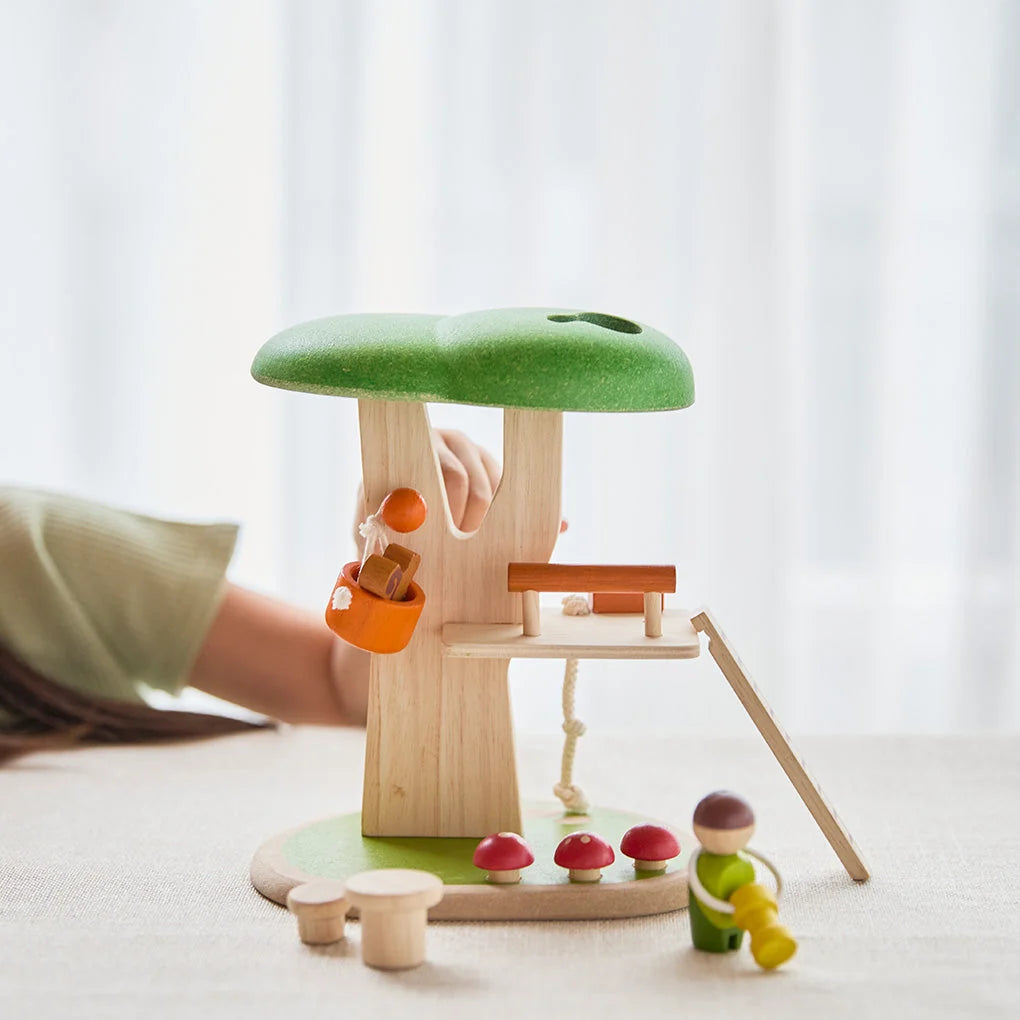 PlanToys Tree House