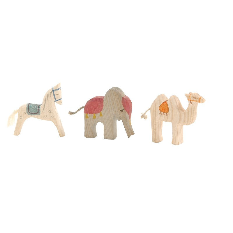 Ostheimer Nativity Set of King's Animals