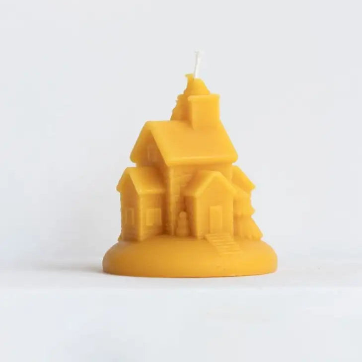 Pure Beeswax Christmas House Candle | 8 x 9 cm