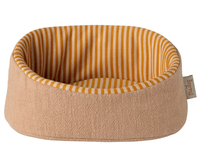 *PRESALE* (March) | Maileg Puppy basket, Small - Powder