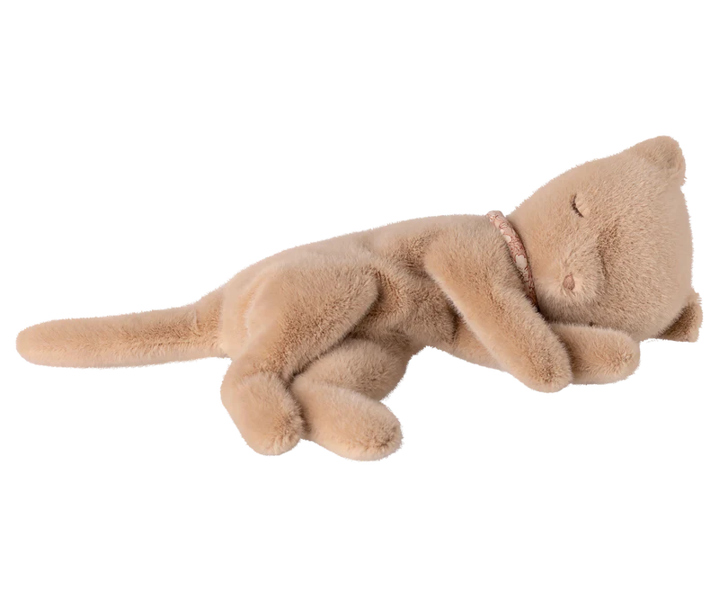 *PRESALE* (March) | Maileg Sleeping kitten plush, Small - Cream peach