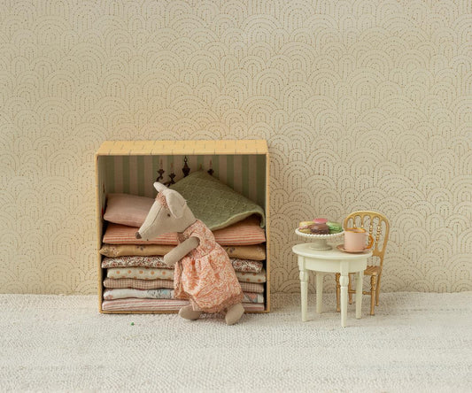 *PRE-SALE* (OCTOBER) Maileg Princess and the pea, Big sister mouse