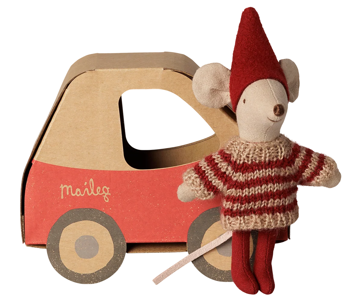 *PRE-SALE* (OCTOBER) Maileg Christmas mouse, Little sister in car box