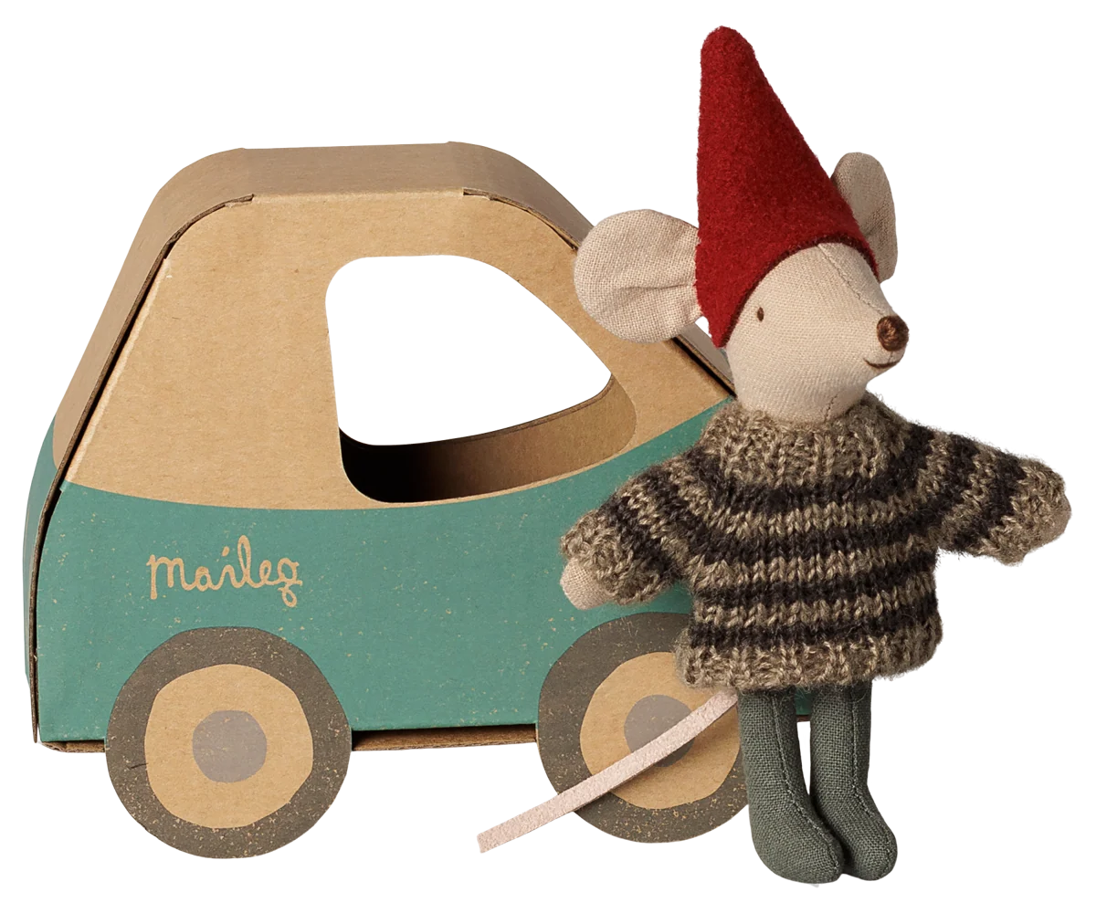 *PRE-SALE* (OCTOBER) Maileg Christmas mouse, Little brother in car box