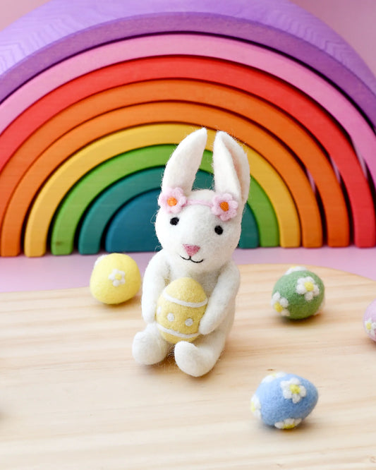 Tara Treasures Felt Rabbit With Easter Egg