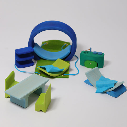 Grimm's Mobile Home, Blue-Green